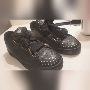 puma shoes size 8 black